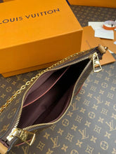 Shoulder Bags