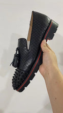 Leather shoes