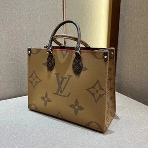 Shoulder Bags