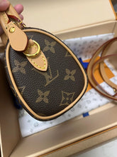 Crossbody Bags