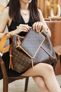 Shoulder Bags