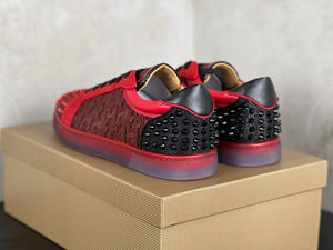 Sneaker