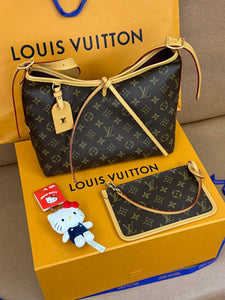 Shoulder Bags