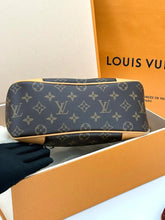 Shoulder Bags