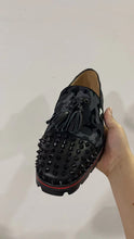 Leather shoes
