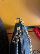 Crossbody Bags