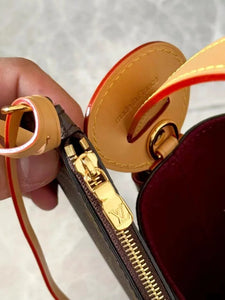 Shoulder Bags