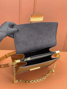 Crossbody Bags