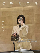 Shoulder Bags
