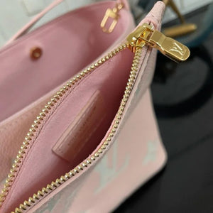Shoulder Bags