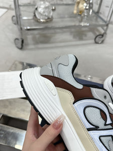 Turnschuhe