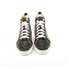Turnschuhe 