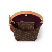 Shoulder Bags