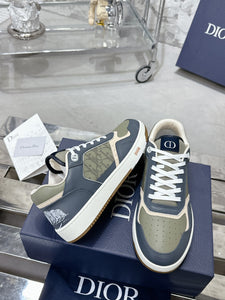 Turnschuhe