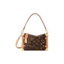 Shoulder Bags