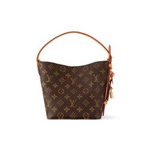 Shoulder Bags