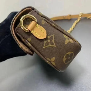 Shoulder Bags