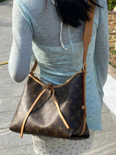 Shoulder Bags