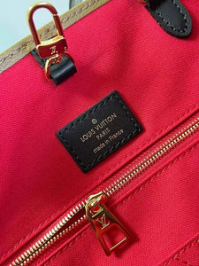 Shoulder Bags