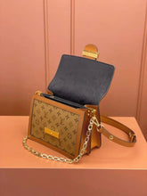 Crossbody Bags