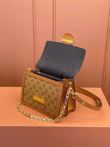Crossbody Bags
