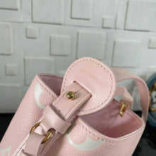 Shoulder Bags