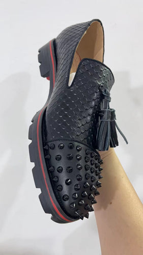 Leather shoes
