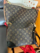 Crossbody Bags